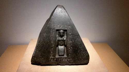 《プタハメス墓のﾋﾟﾗミディオン》（前1385～前1351年頃） 　(C) Staatliche Museen zu Berlin, Ägyptisches Museum und Papyrussammlung